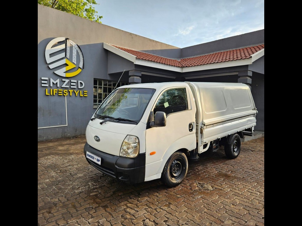 2006 KIA K 2700 WORKHORSE P/U S/C