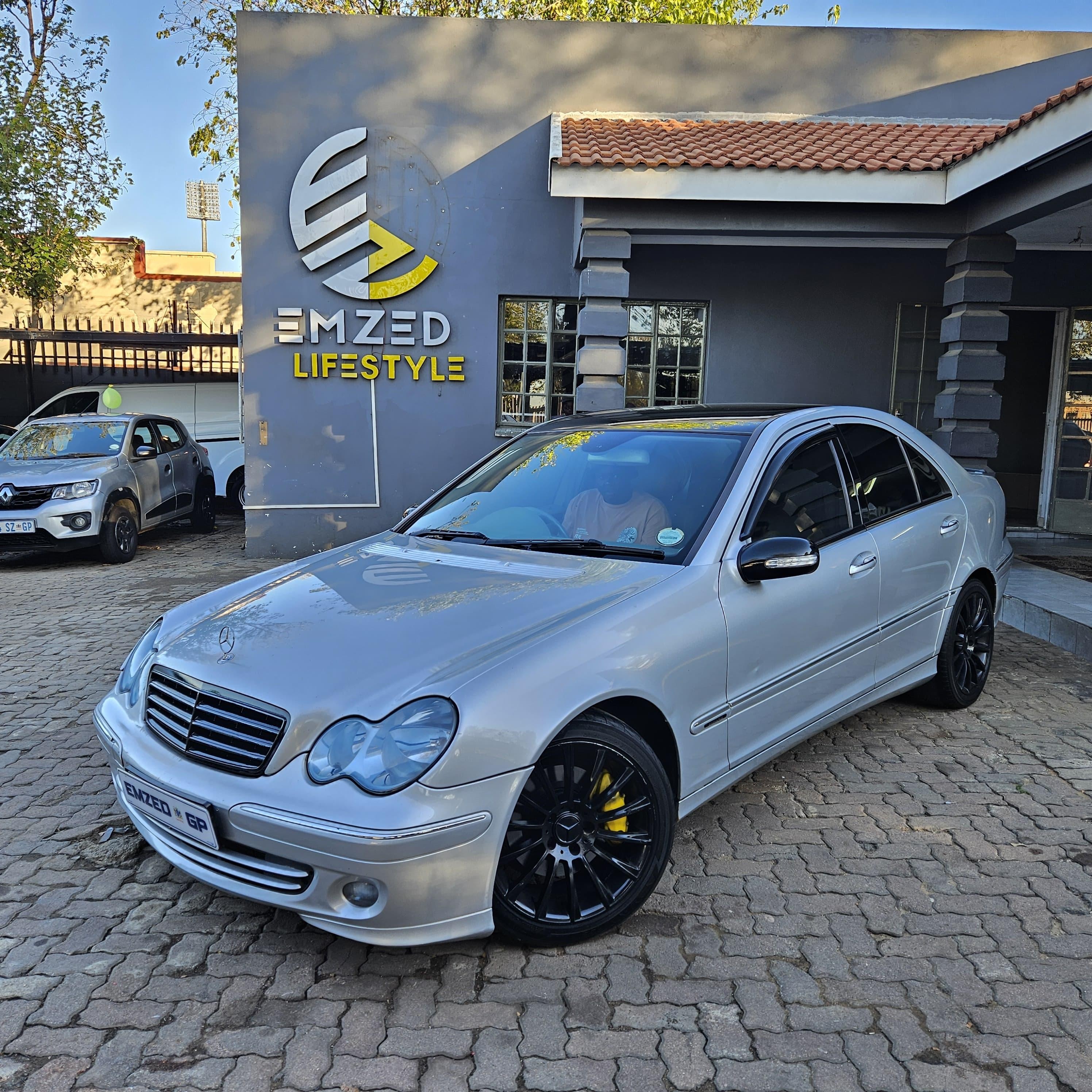 Main Vehicle Image
