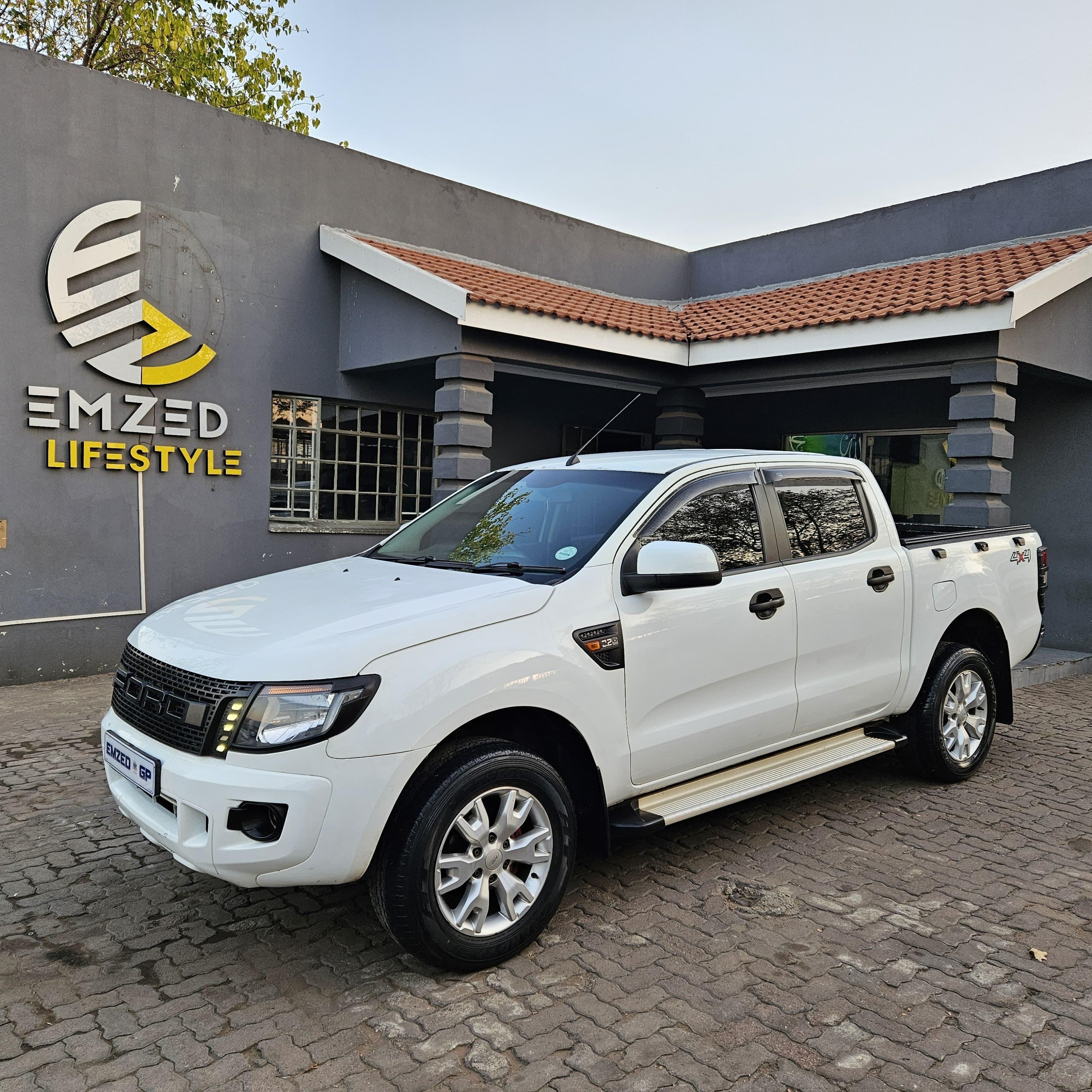 Main Vehicle Image