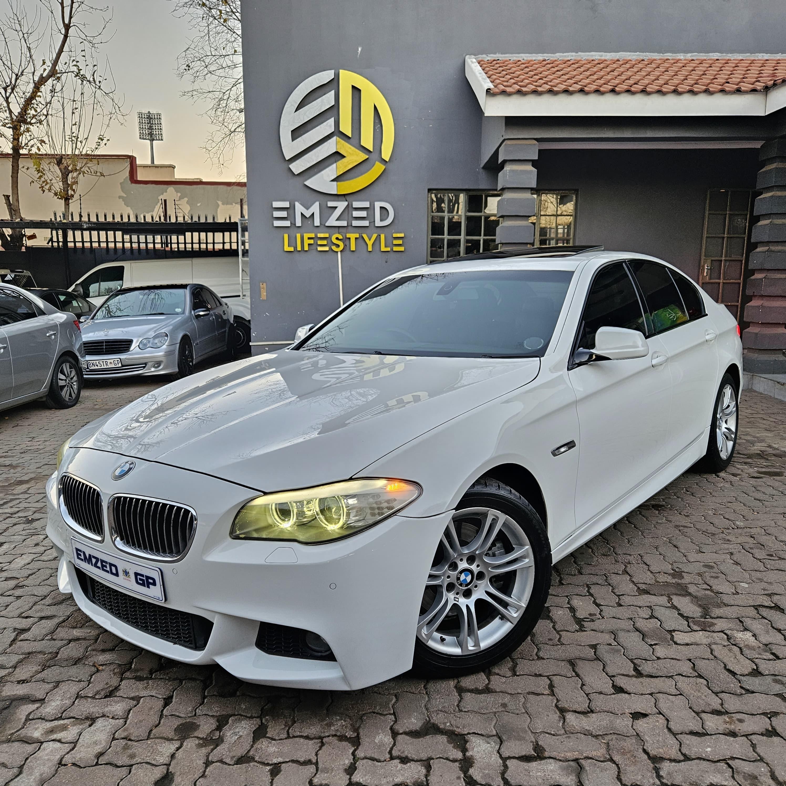 Main Vehicle Image