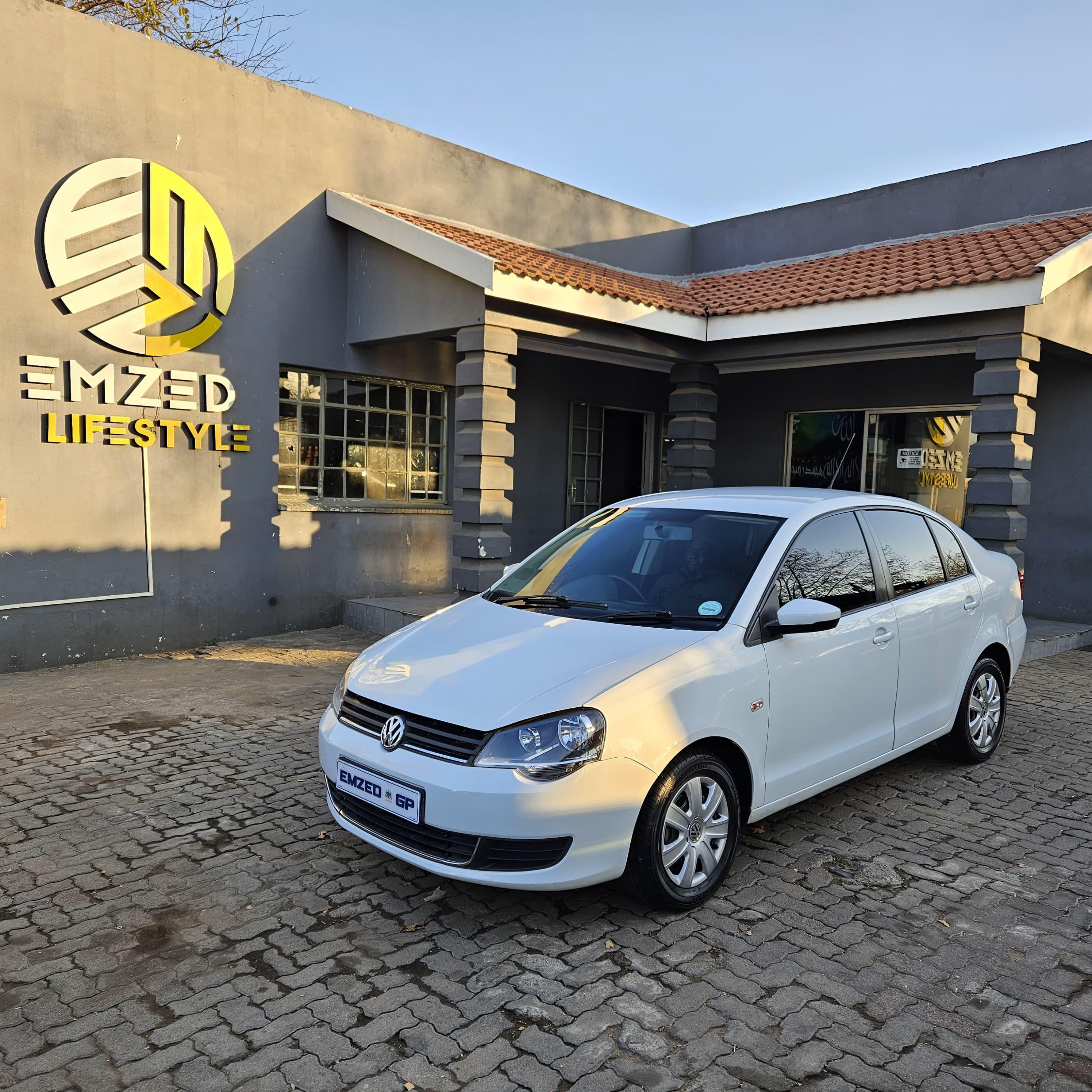 Main Vehicle Image