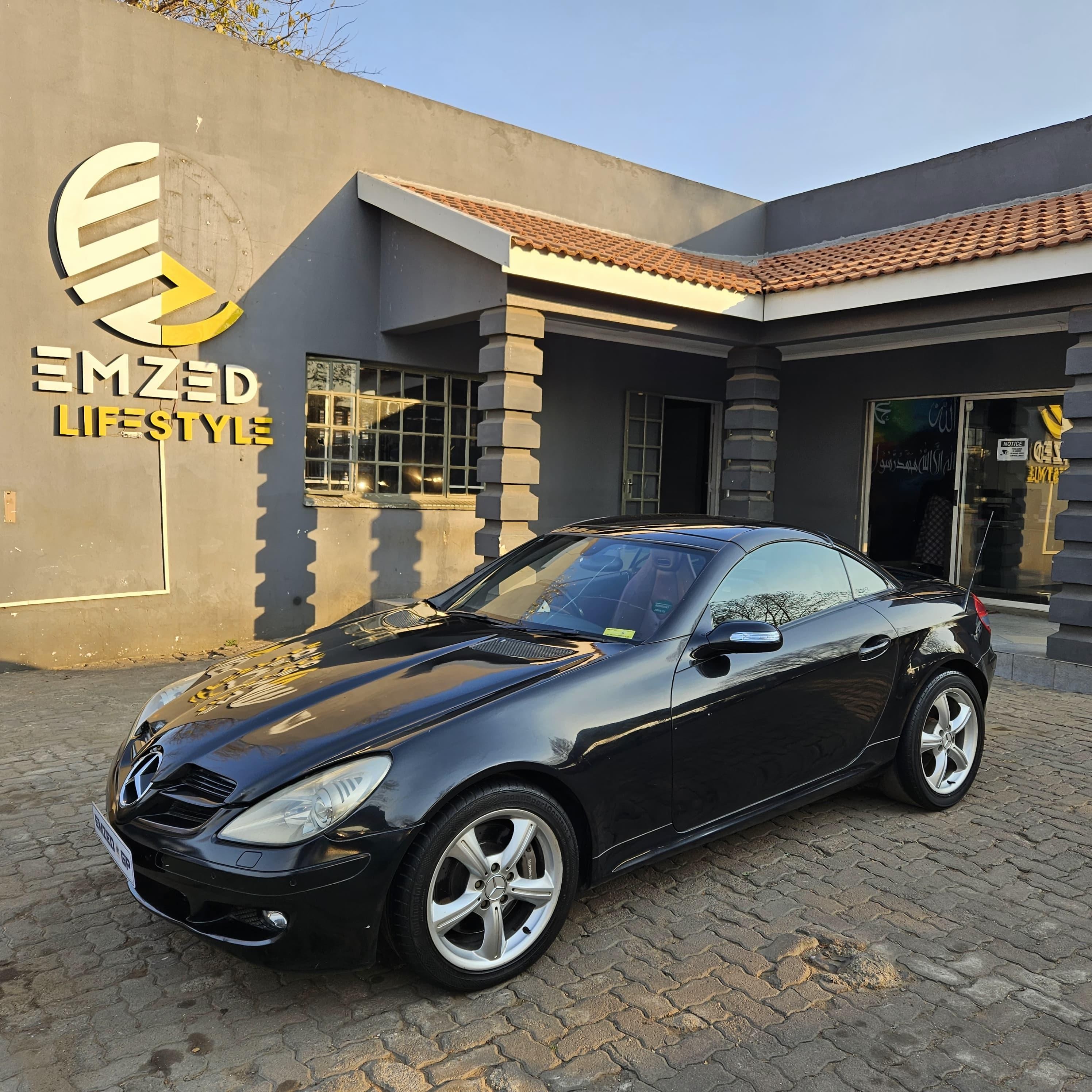 Main Vehicle Image