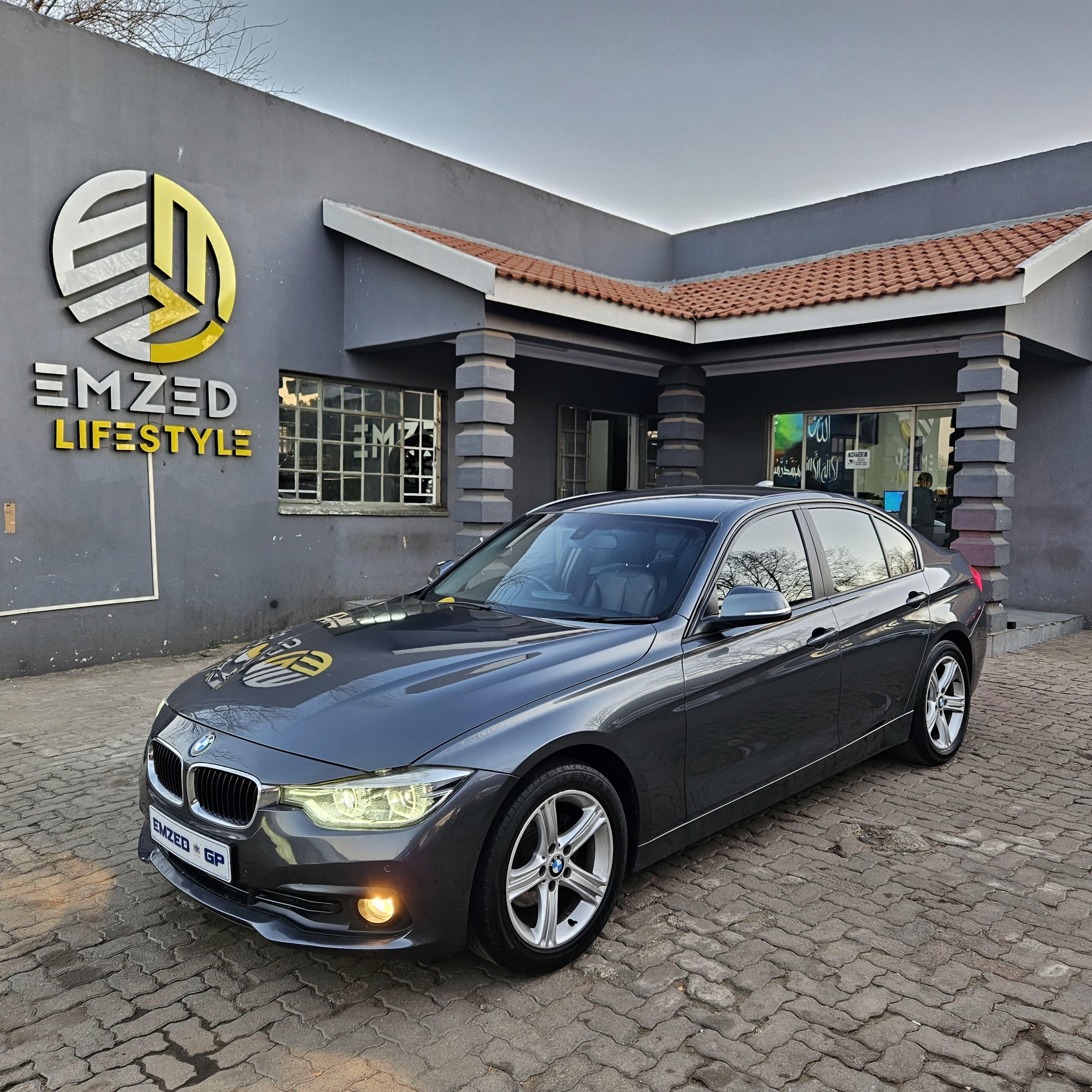 Main Vehicle Image