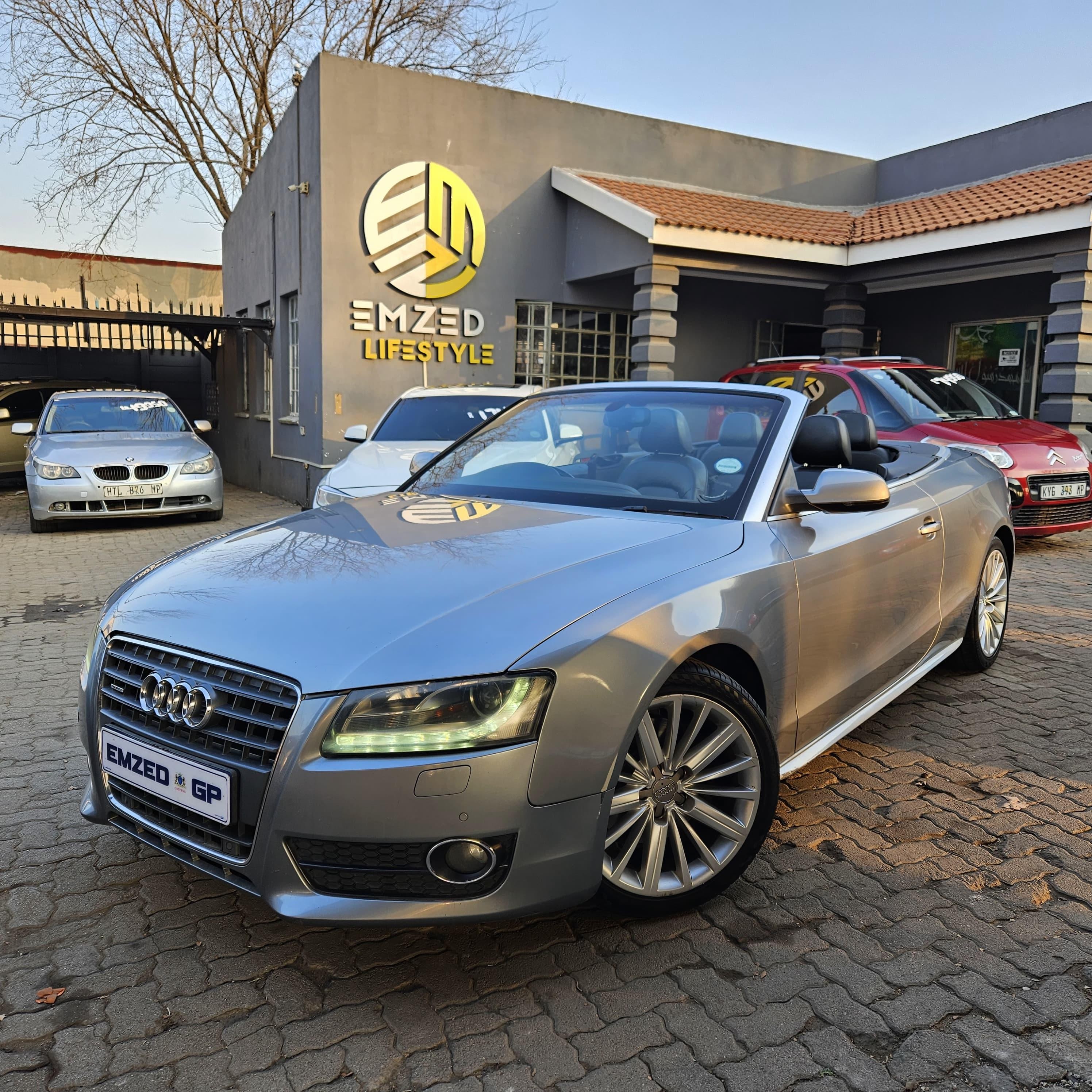 Main Vehicle Image