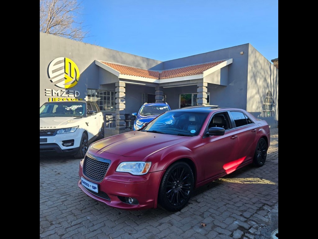 2016 CHRYSLER 300C SRT8
