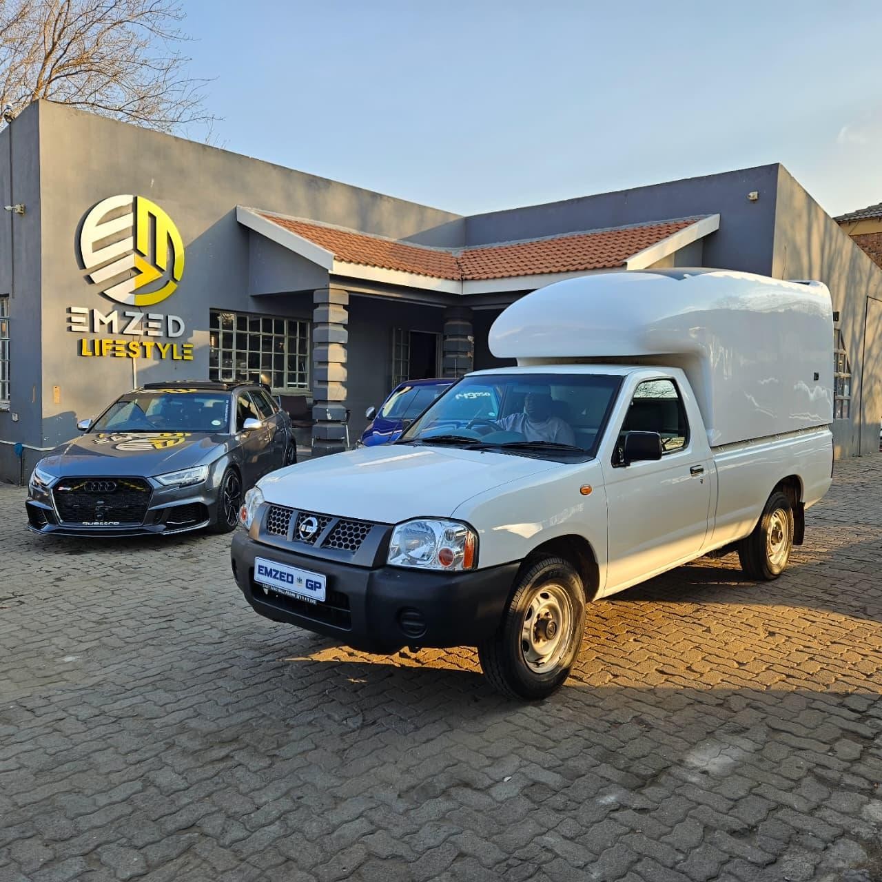 Main Vehicle Image