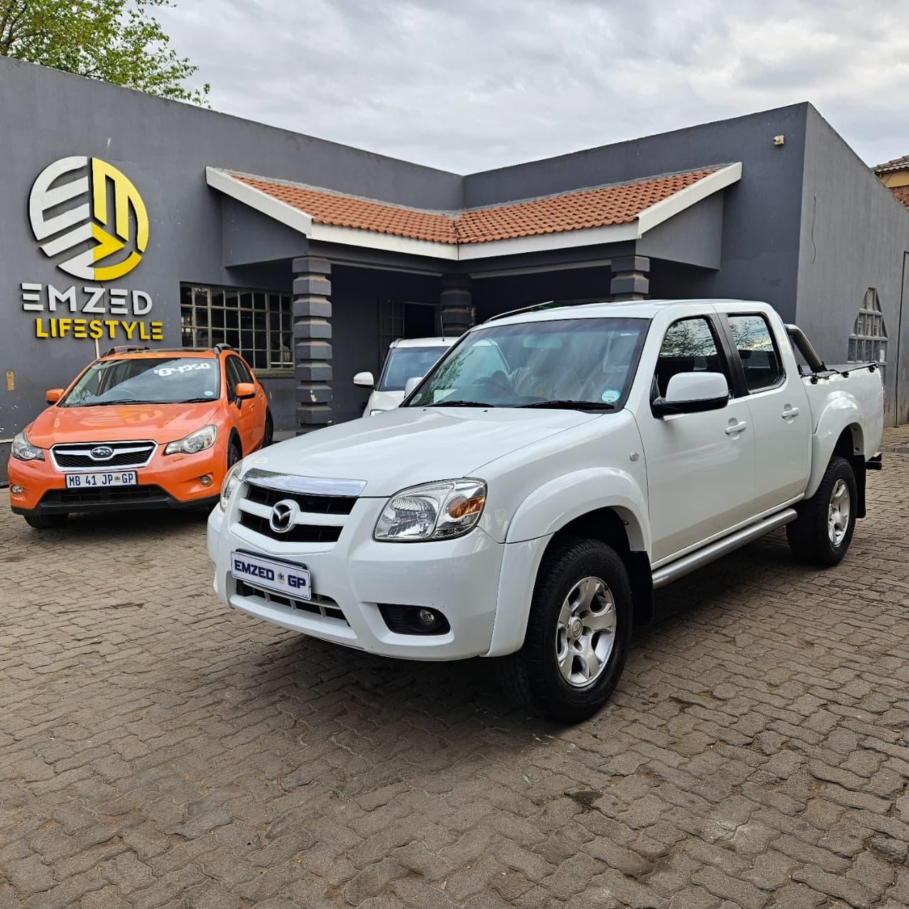 Main Vehicle Image