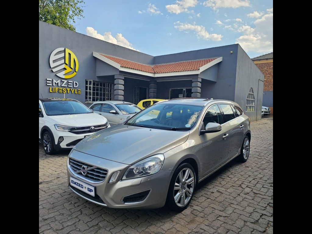 2012 VOLVO V60 T4 EXCEL