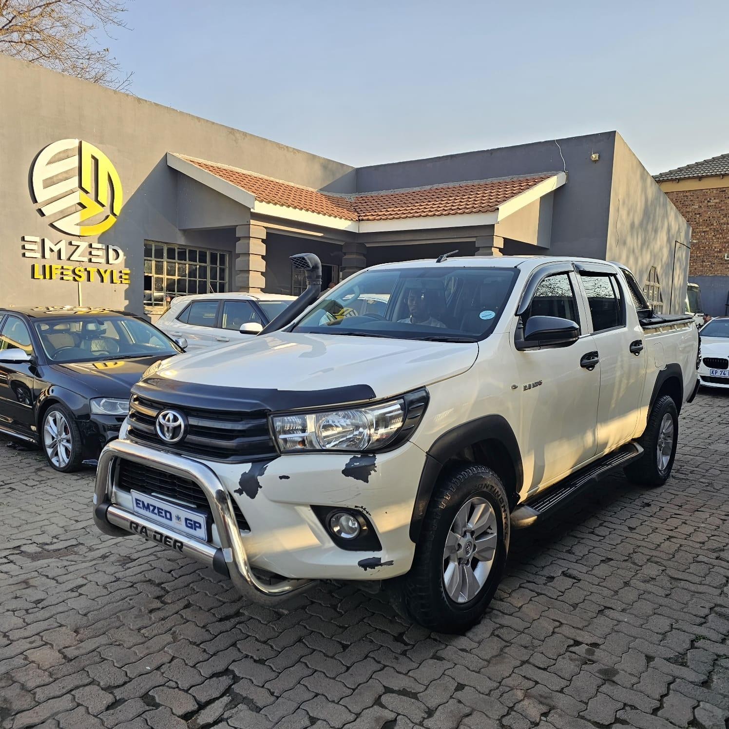 Main Vehicle Image