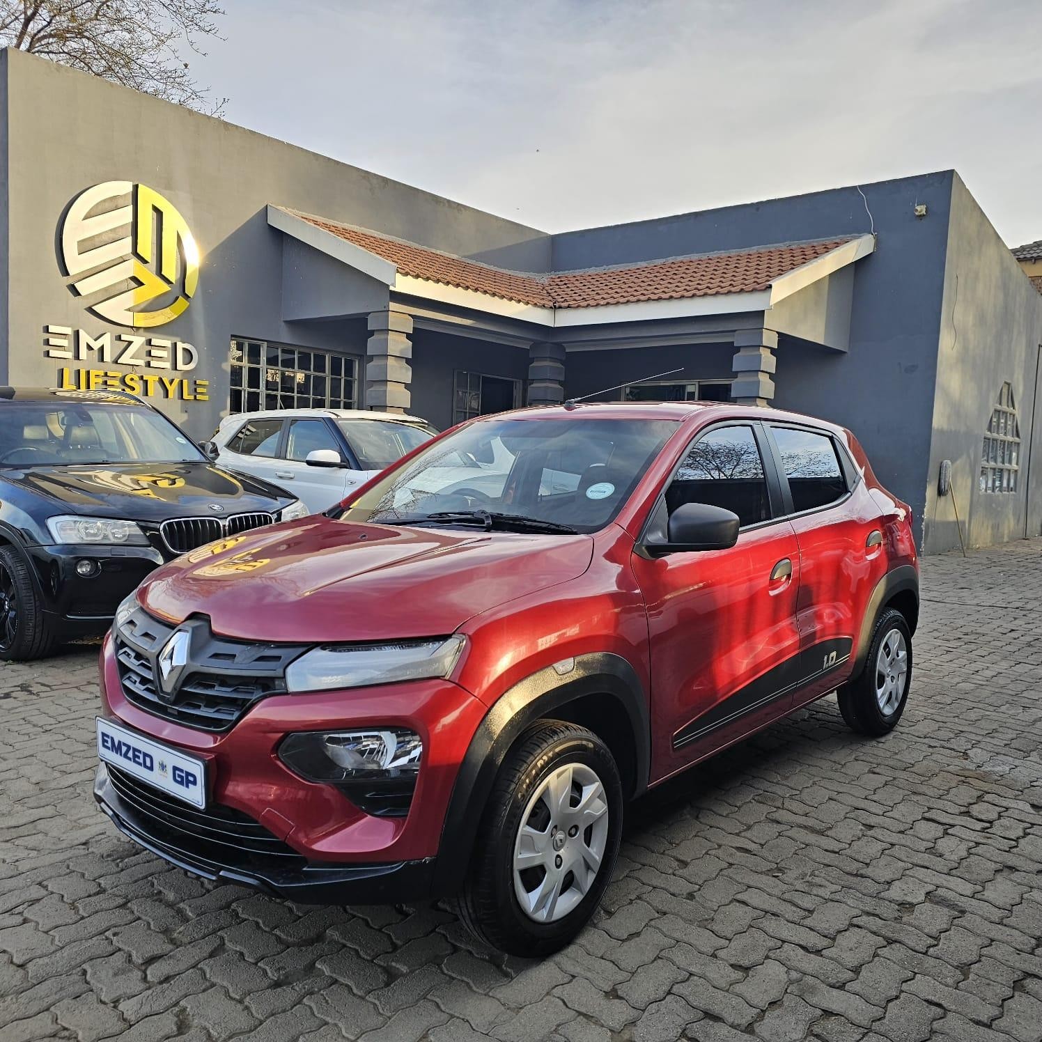 Main Vehicle Image